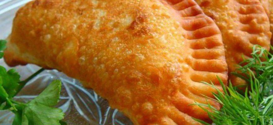 Хрусткі чебуреки, рецепт приготування