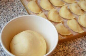 Тісто для пельменів і вареників, рецепт приготування