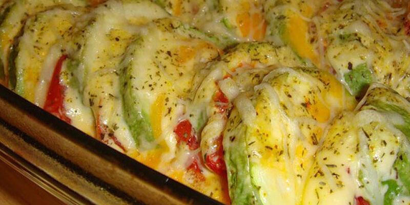 Кабачки з помідором і сиром в духовці - рецепт приготування