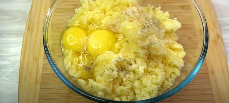 1-64 Котлети з рибних консервів та картоплі