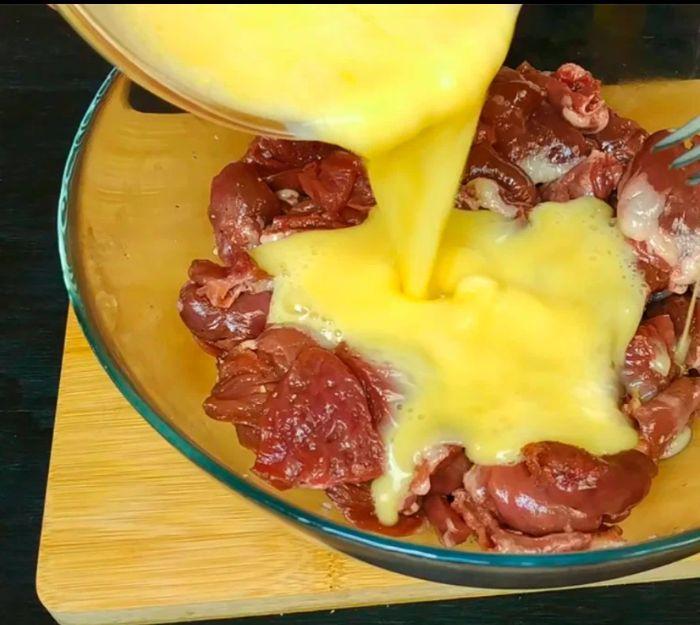 10 Просто відбиваю курячі серця та готую на сковороді, як відбивні