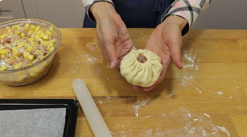 2-12 Готую міні пироги з куркою та картоплею. Тісто на кефірі: виходить м'яке та швидке