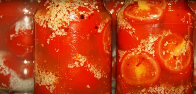49-1 Готую щороку. Помідори з часником: смачна заготівля на зиму