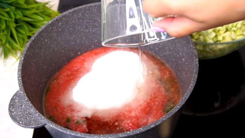 14 Кабачки вже нікуди дівати? Закрийте цю смачну закуску на зиму