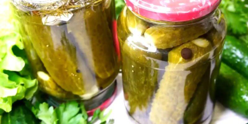 Мариновані огірки, які добре стоять у квартирі