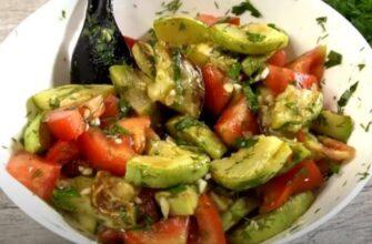 Салат зі смажених кабачків із помідорами